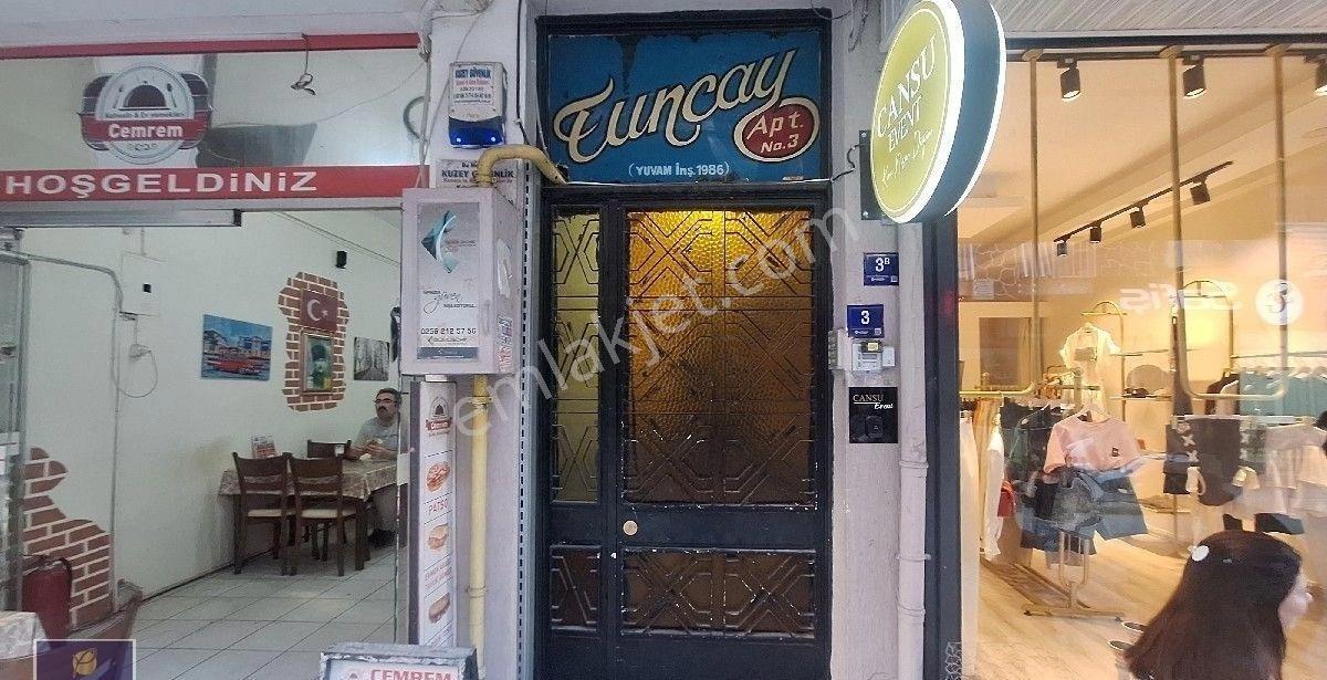 Güzelhisar'da Adnan Menderes Bulvarı'na 30 Adım Kiralık Doğalgazlı 3+1!!! - Görsel 23