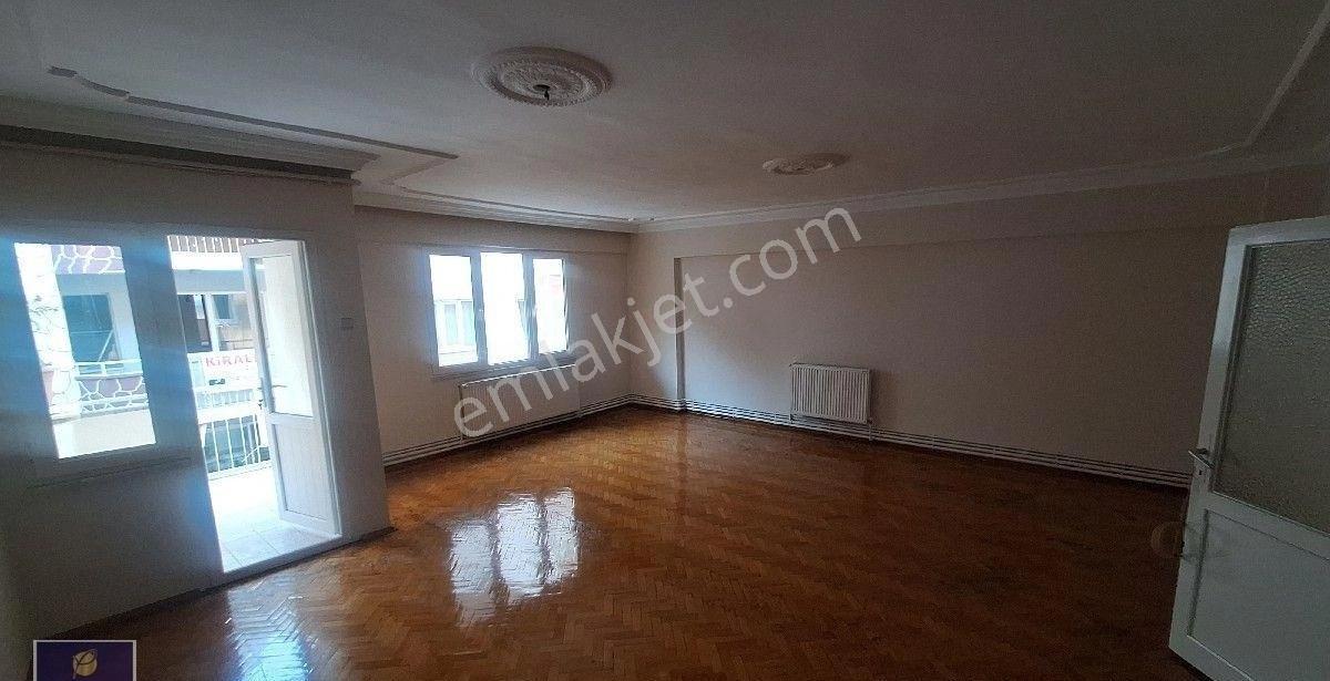 Güzelhisar'da Adnan Menderes Bulvarı'na 30 Adım Kiralık Doğalgazlı 3+1!!! - Görsel 35