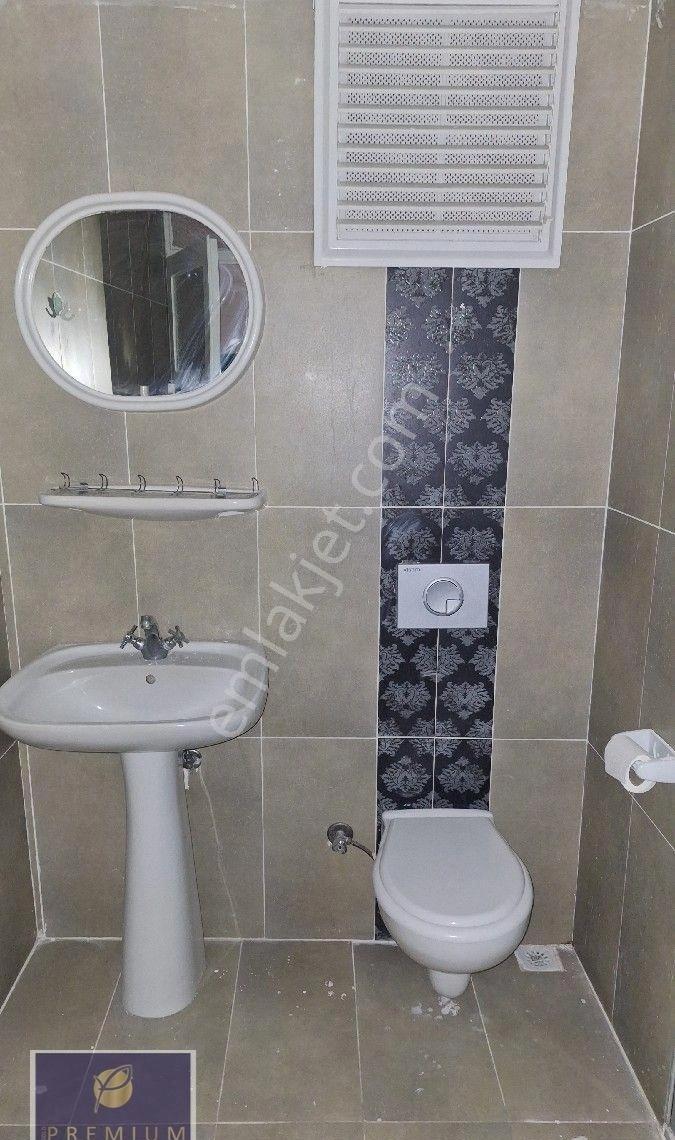Güzelhisar'da Adnan Menderes Bulvarı'na 30 Adım Kiralık Doğalgazlı 3+1!!! - Görsel 7