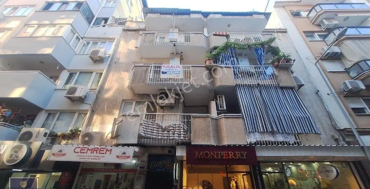 Güzelhisar'da Adnan Menderes Bulvarı'na 30 Adım Kiralık Doğalgazlı 3+1!!!