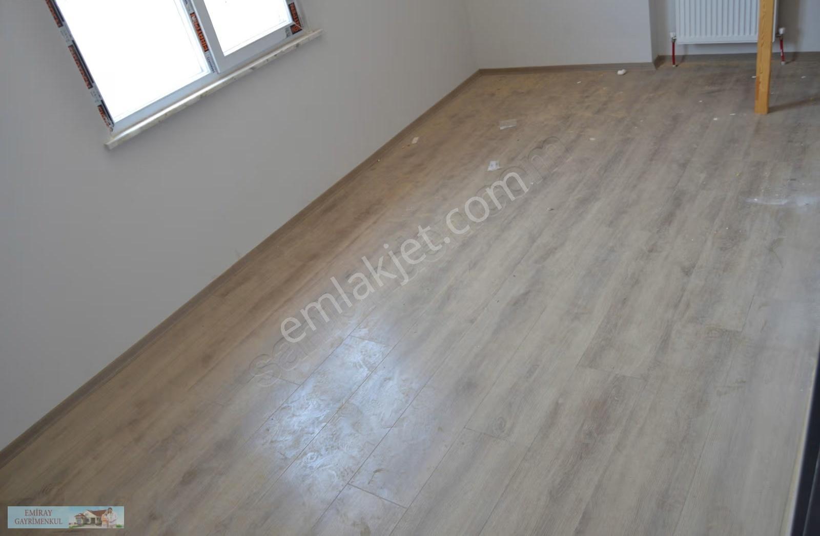 Emiray Dan Oturuma Hazır 4+1 Dubleks Daire - Görsel 12