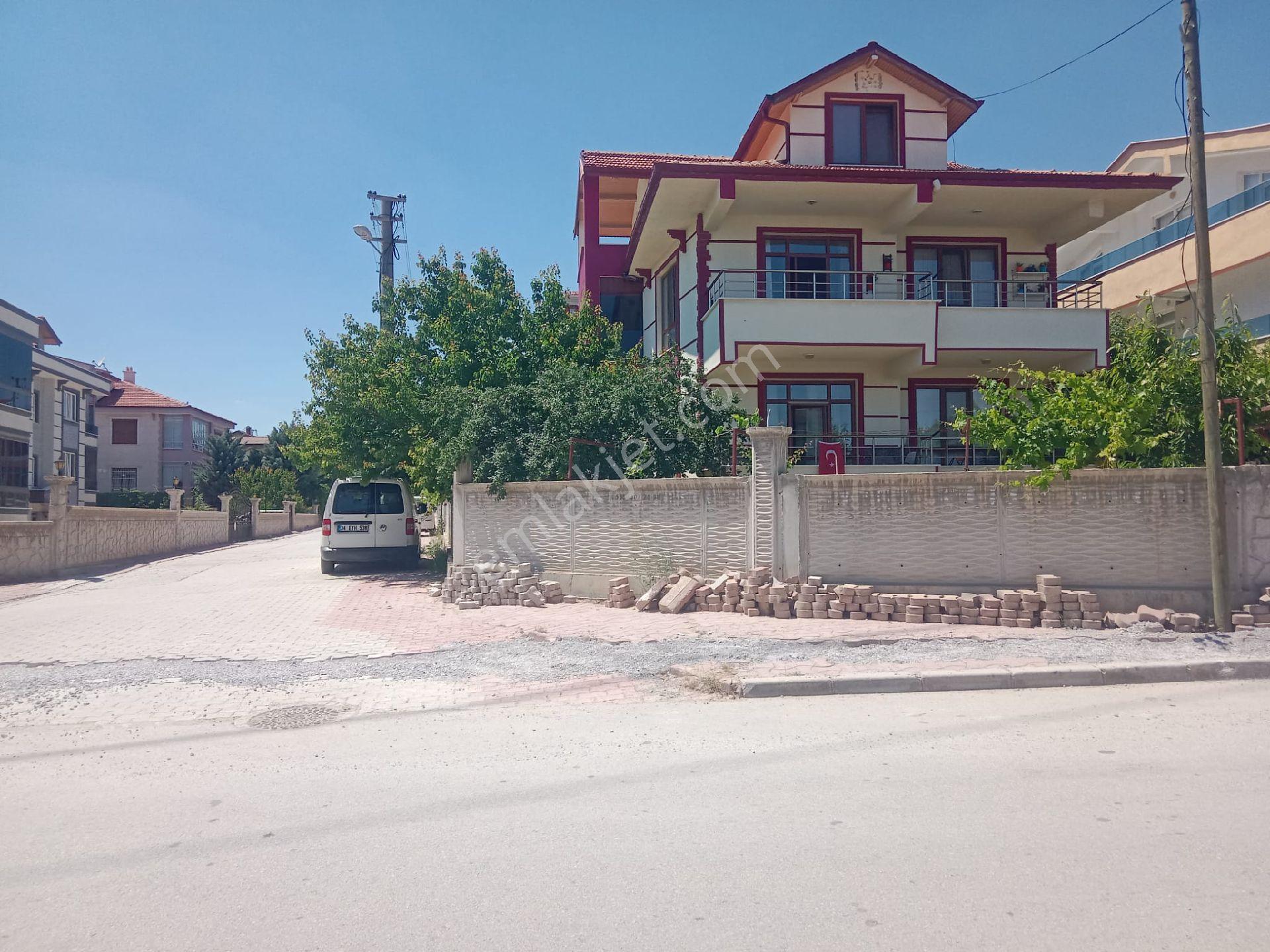 Konya Selçuklu Erenköy Mah. 500 M2 Arsa İçinde 2.5 Satılık Müsyakil Ev - Görsel 5