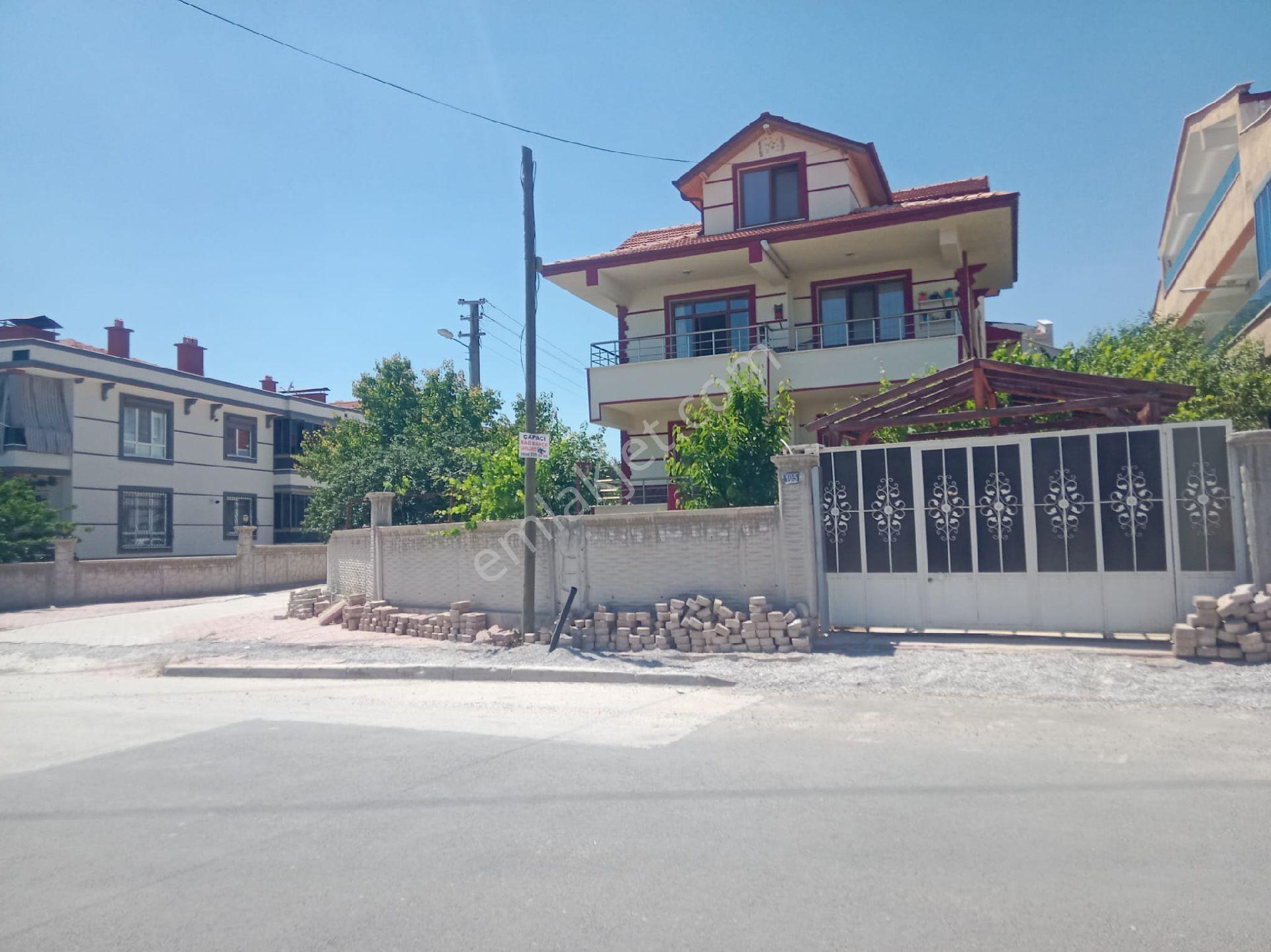 Konya Selçuklu Erenköy Mah. 500 M2 Arsa İçinde 2.5 Satılık Müsyakil Ev - Görsel 15