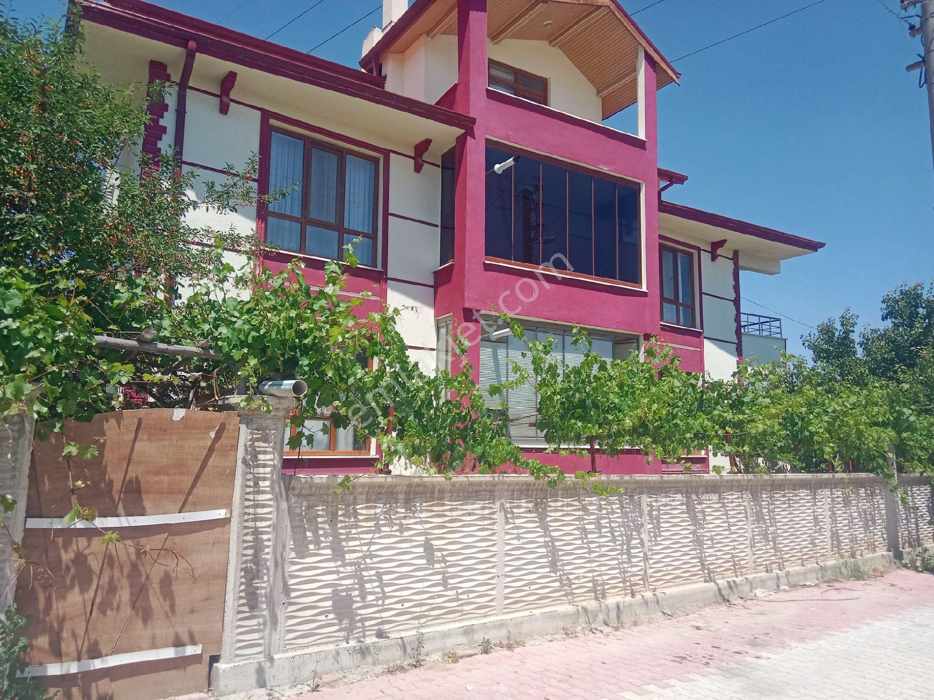 Konya Selçuklu Erenköy Mah. 500 M2 Arsa İçinde 2.5 Satılık Müsyakil Ev - Görsel 3