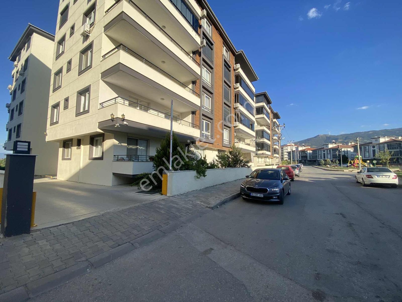 Kent Gayrimenkul'den 3+1 Ara Kat Sıte İçerisinde Daire - Görsel 15
