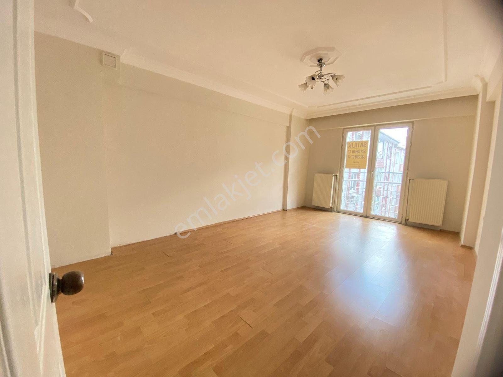 Reşadiye Mahallesi 3+1 Acil Satılık Daire - Görsel 12