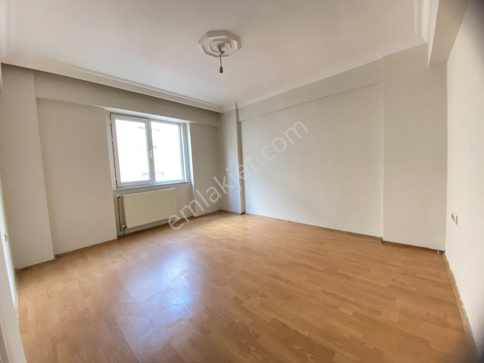 Reşadiye Mahallesi 3+1 Acil Satılık Daire - Görsel 14