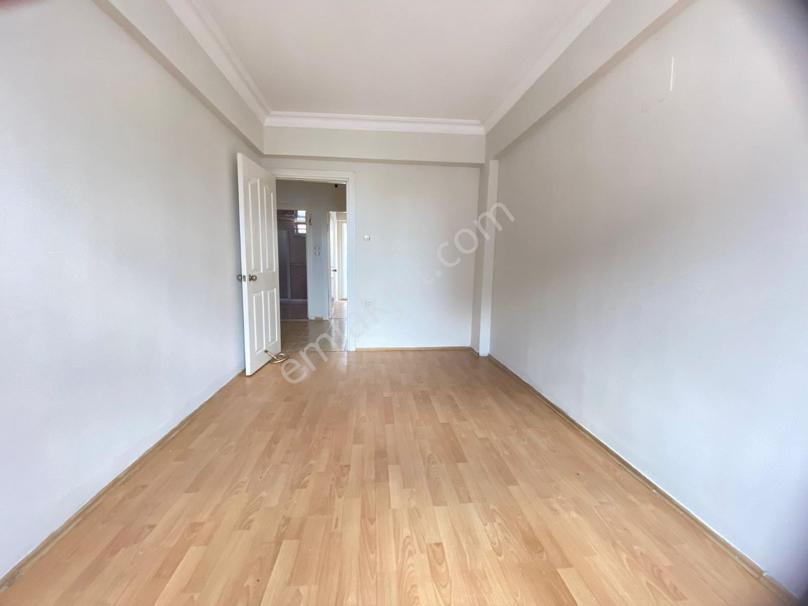 Reşadiye Mahallesi 3+1 Acil Satılık Daire - Görsel 13