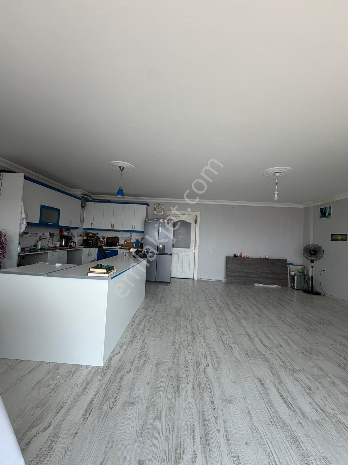 Kuşadası Ege Mahallesi’nde Eşsiz Deniz Manzaralı, Geniş 3+1 Satılık Daire - Görsel 4