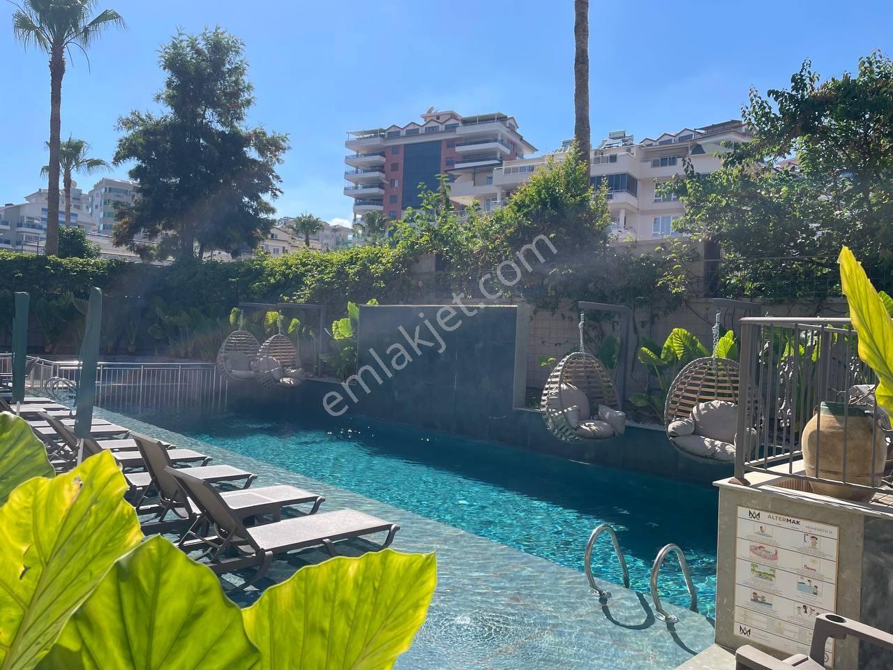 Alanya Oba 1+1 Kiralık Eşyalı Lüx Daire