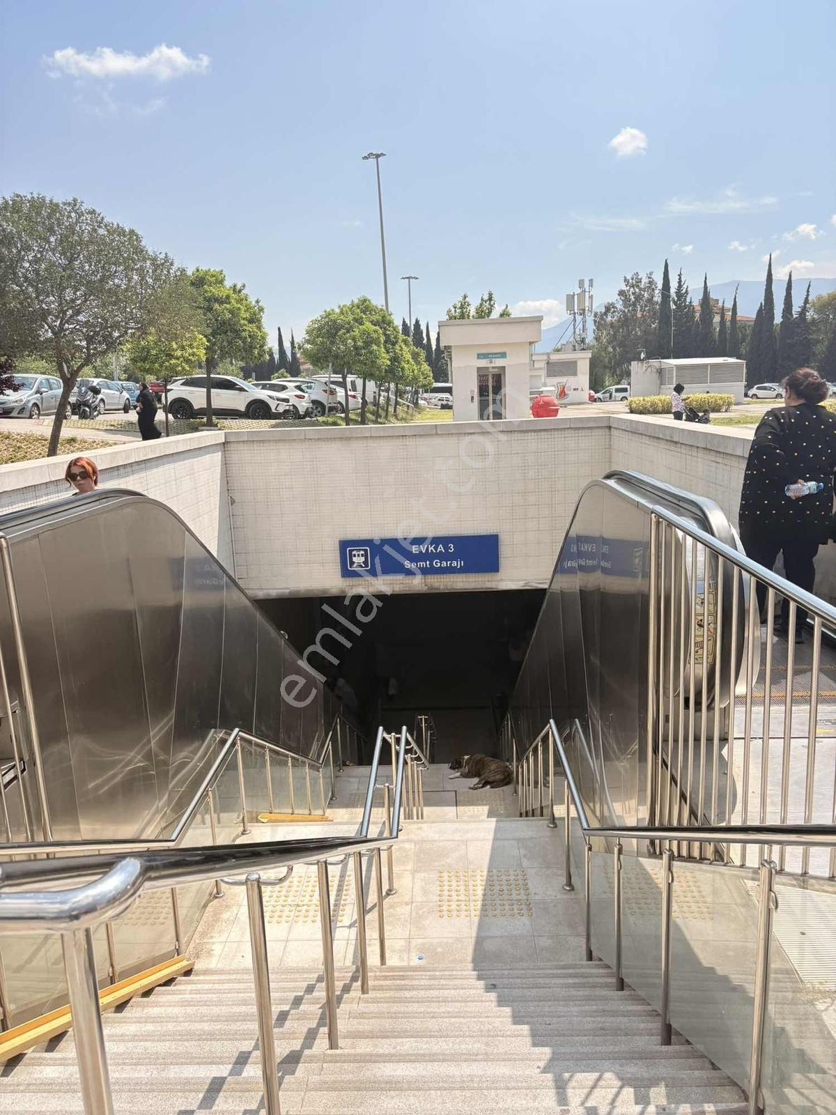 Doğa Dostu'ndan Bornova Kardelen Evl.1+1 Eşyalı - Görsel 8