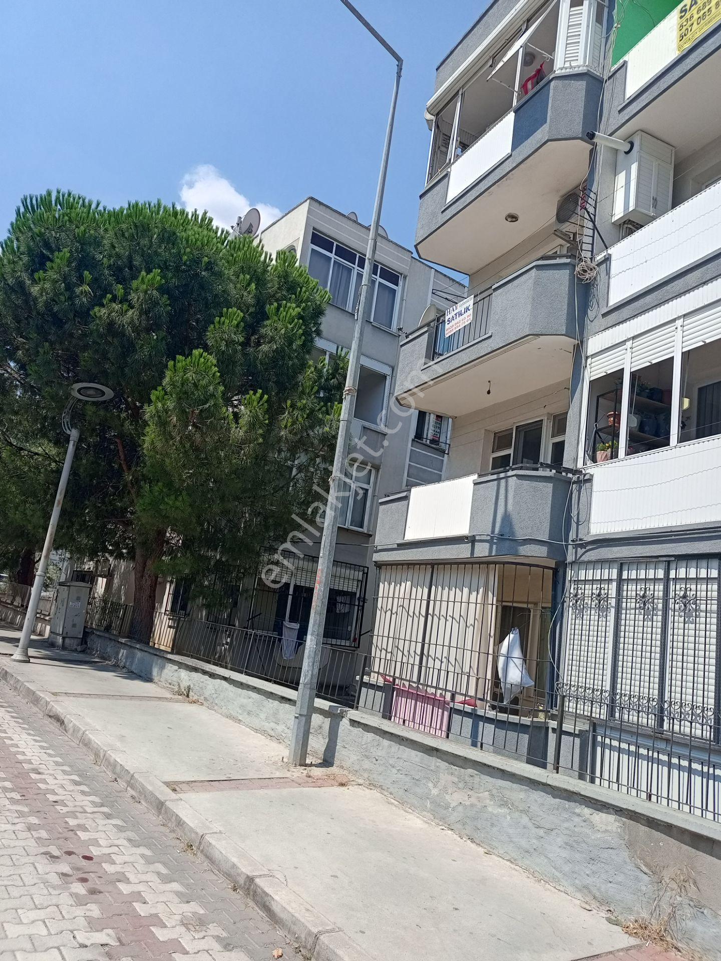 Menemen Esatpaşa Mahallesinde Satılık 3+1 Ara Kat Bakımlı Daire - Görsel 16
