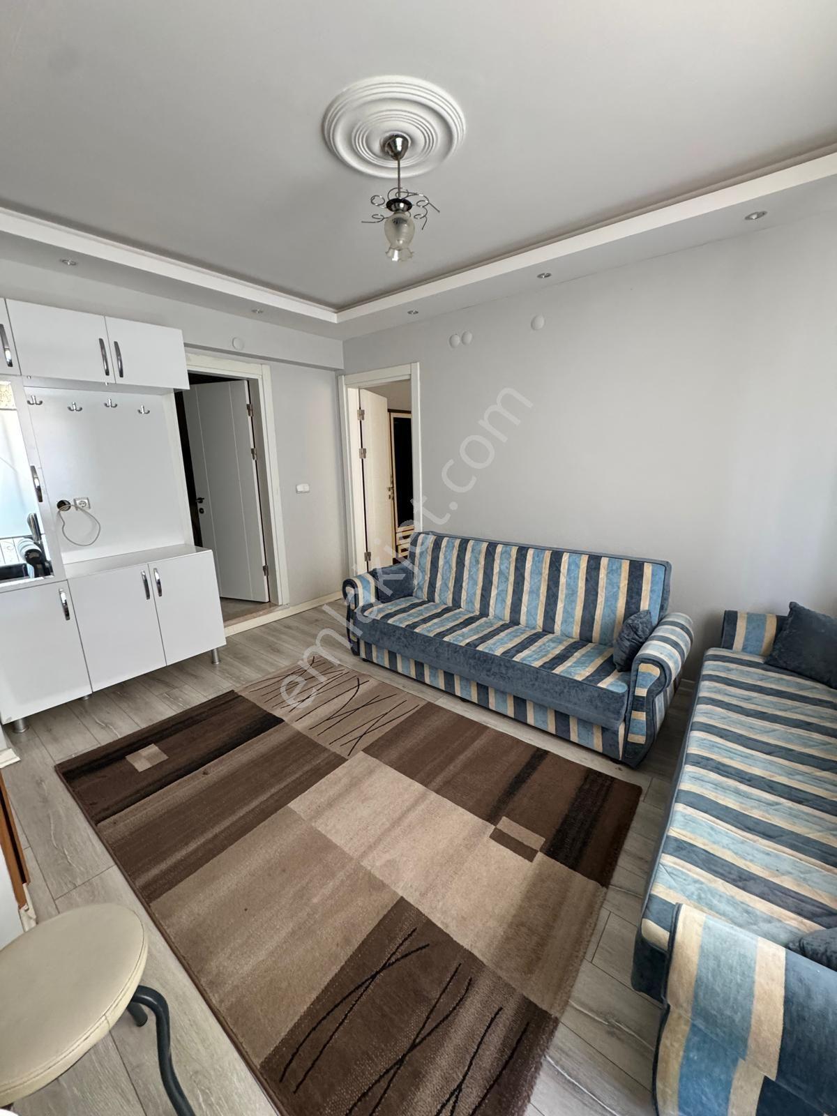 Zeki Emlak'tan Muradiyede Full Eşyalı 1+1 Kiralık Daire..