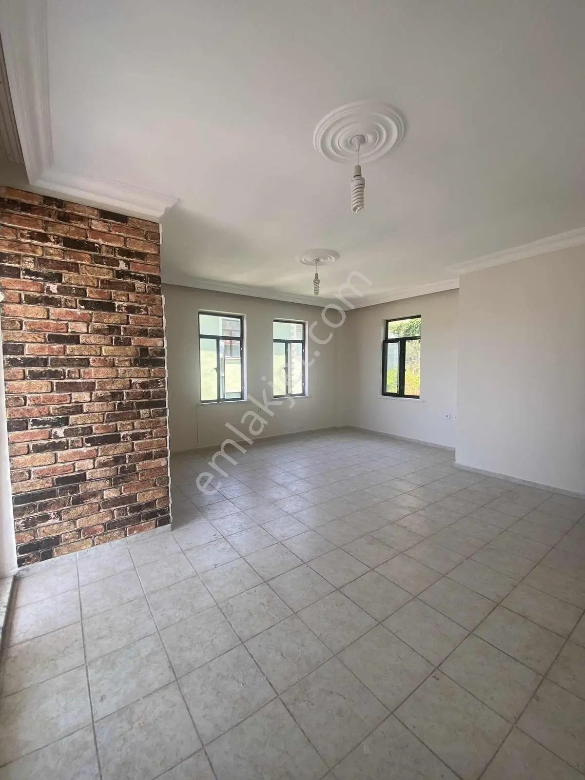 Fethiye Karaçulha Mah.de İlkon'dan Kiralık 3+1 Eşyasız Daire - Görsel 4