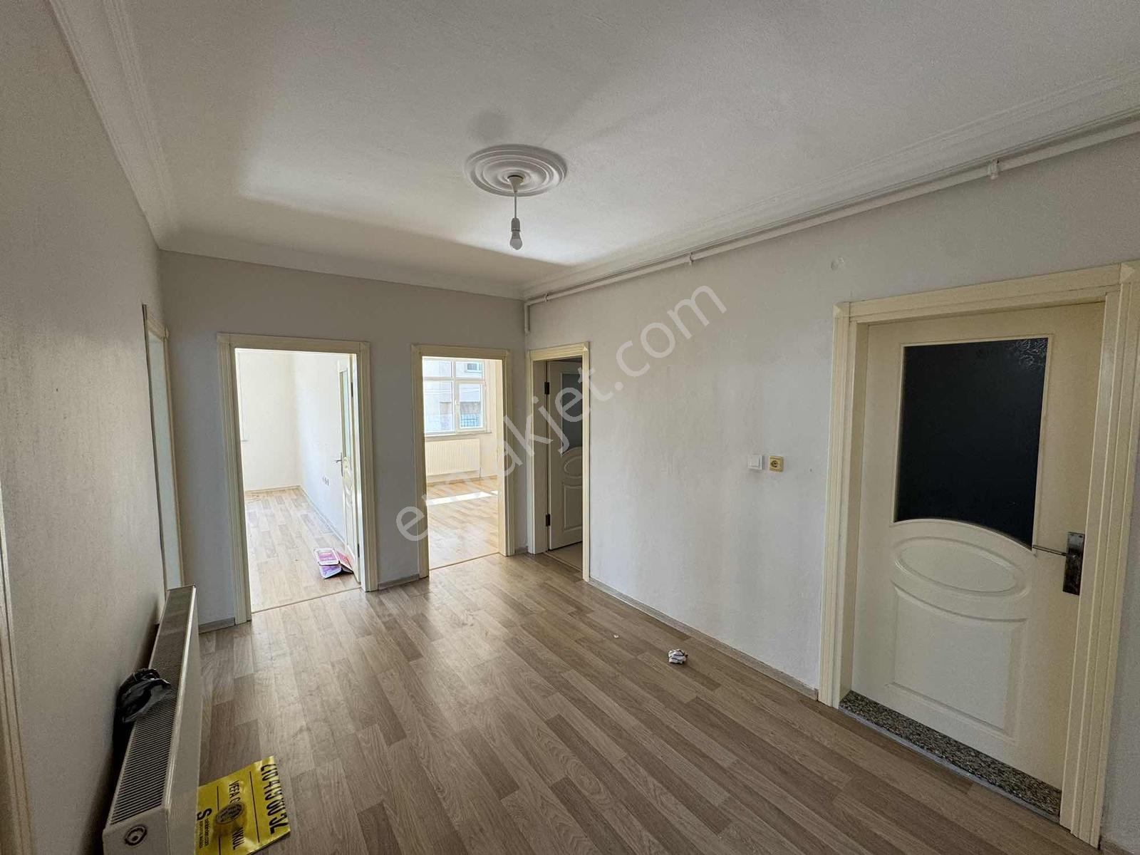Vefa Gayrimenkulden A.yesevi Mah.de 3+1 (130m2) Kiralık Daire