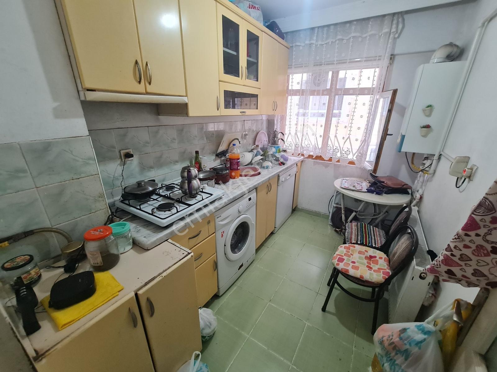 Alsancak Mh. Merkezi Konumda 1+1 Yatırımlık Kök Tapulu Daire - Görsel 13