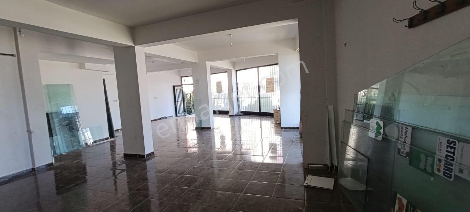 Mamak Ekin Mahallesi'nde Kiralık Geniş Dükkan Depo İmarathane Her İşe Uygun - Görsel 3