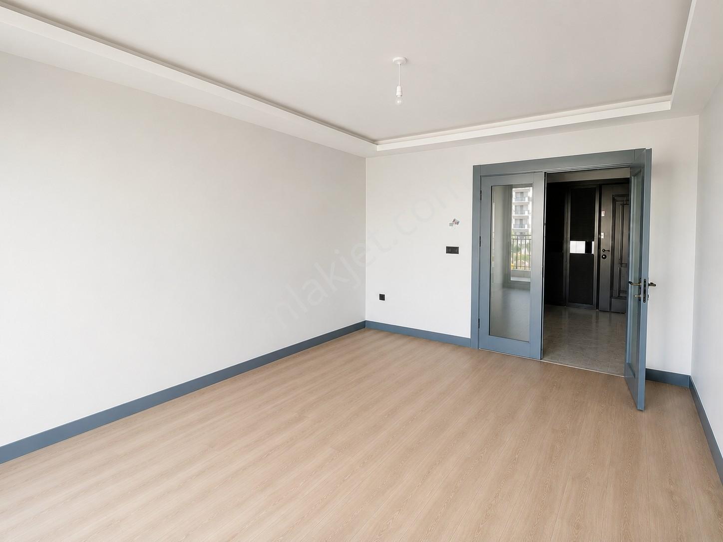 Tual Mabeyin'in En Güzel Manzaralı Lüks 4+1 Dairesi Kiralık - Görsel 10