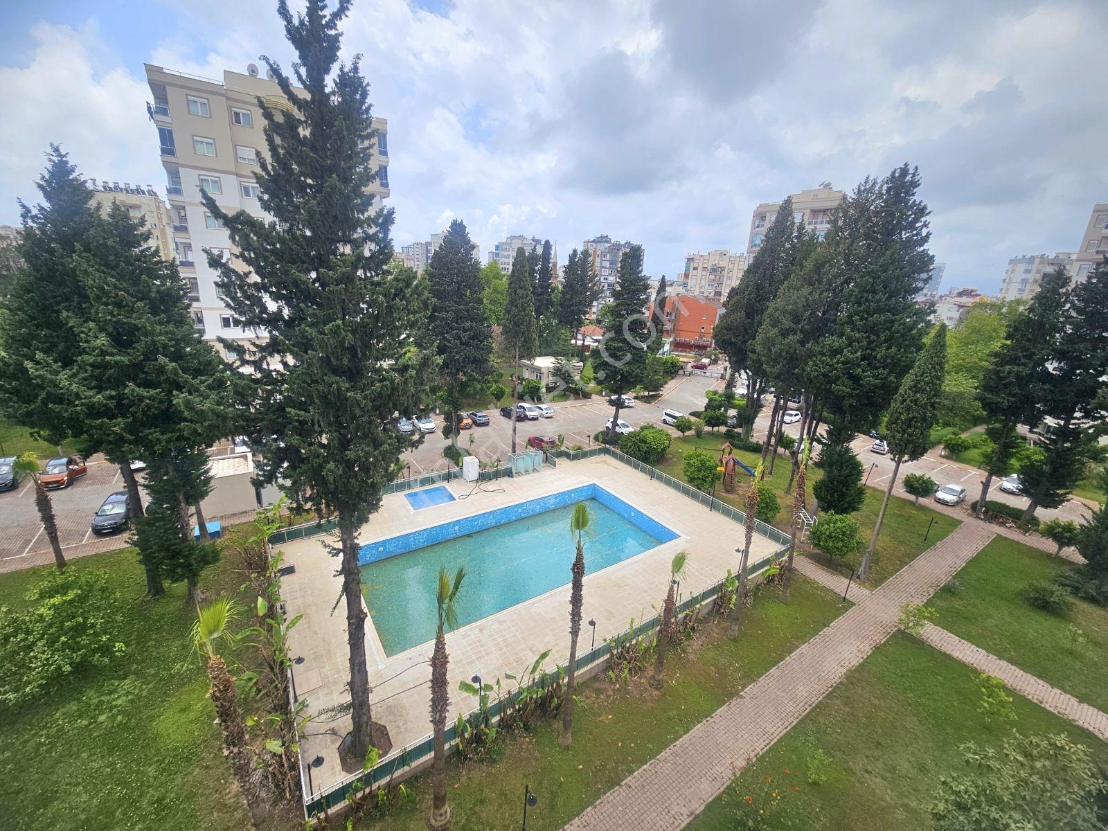 Kırcami'de Site İçerisinde 3+1 Satılık Daire
