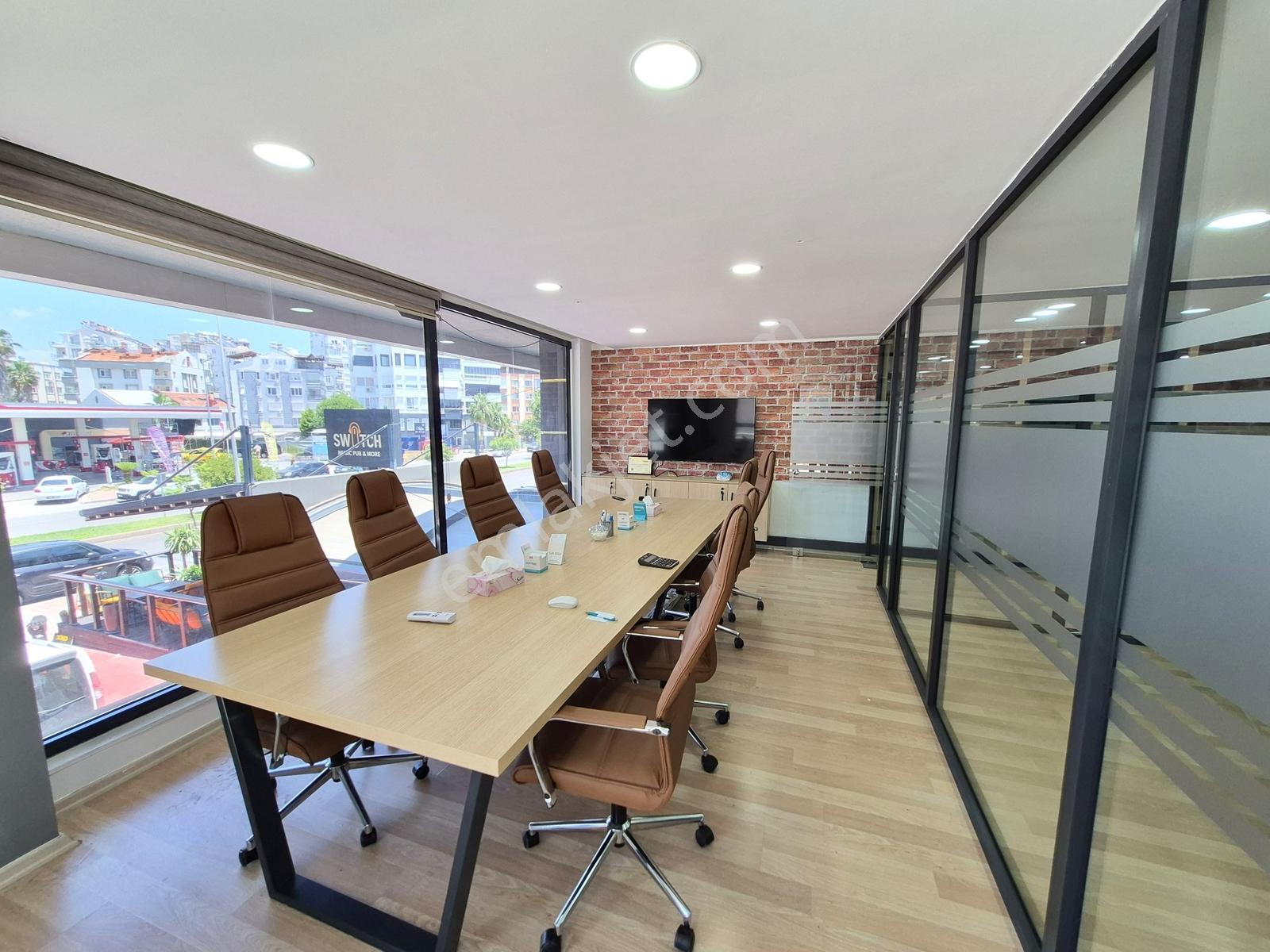Barınaklar Bulvarında 300 M2 Kiralık 3 Katlı Mağaza İşyeri - Görsel 6
