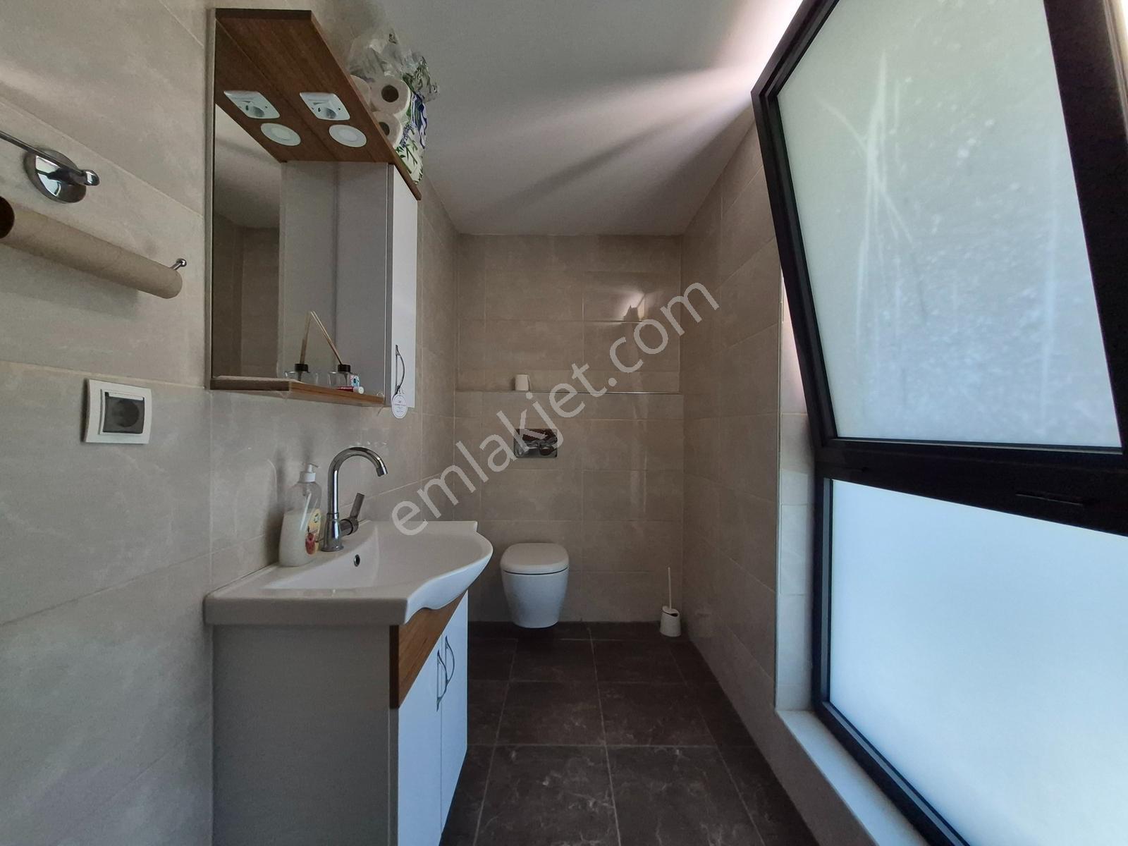 Barınaklar Bulvarında 300 M2 Kiralık 3 Katlı Mağaza İşyeri - Görsel 11