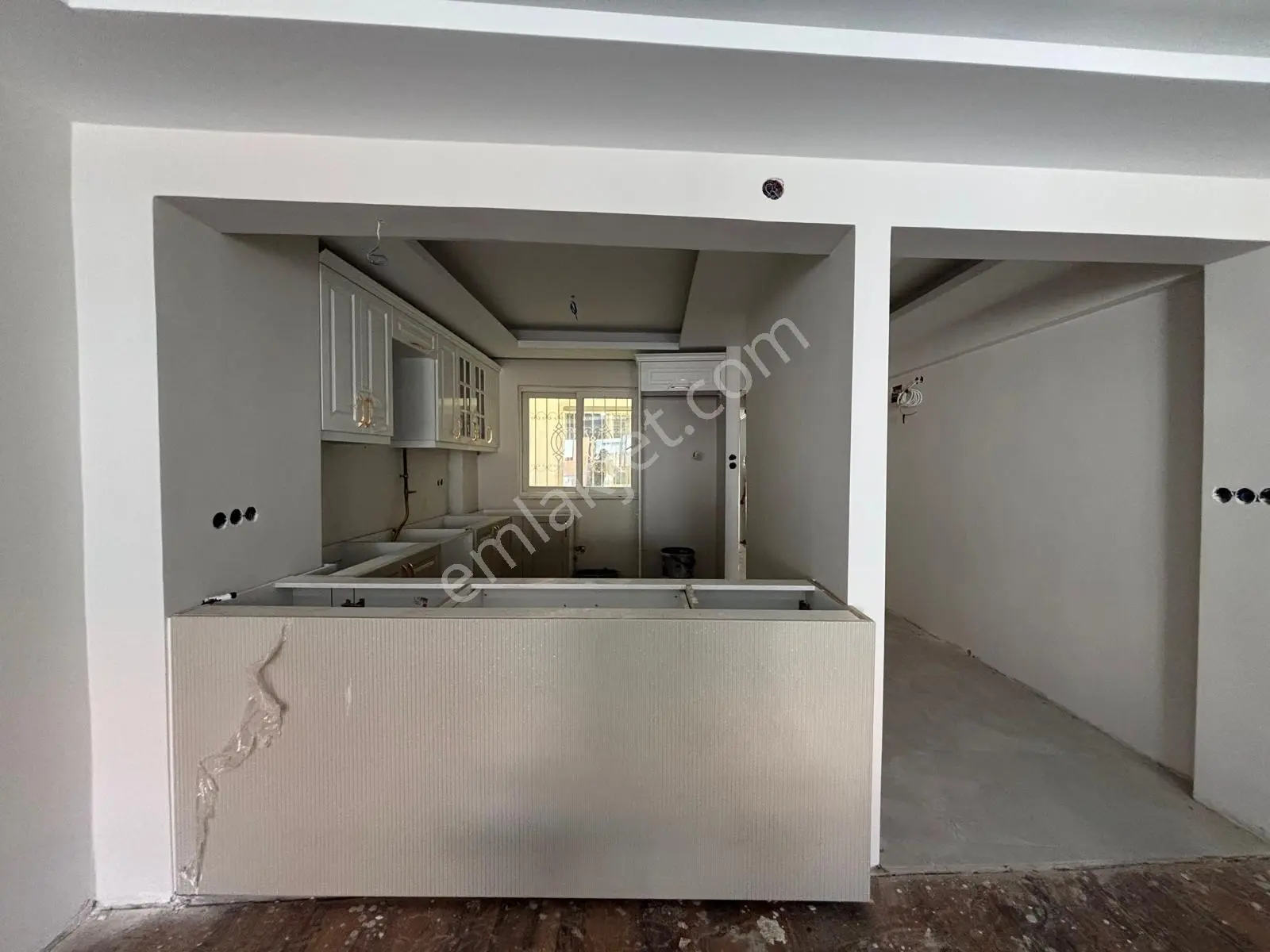 Asilden Göztepe M.paşa Cadde Pareleli 3+1 Full Tadilatlı Daire - Görsel 2