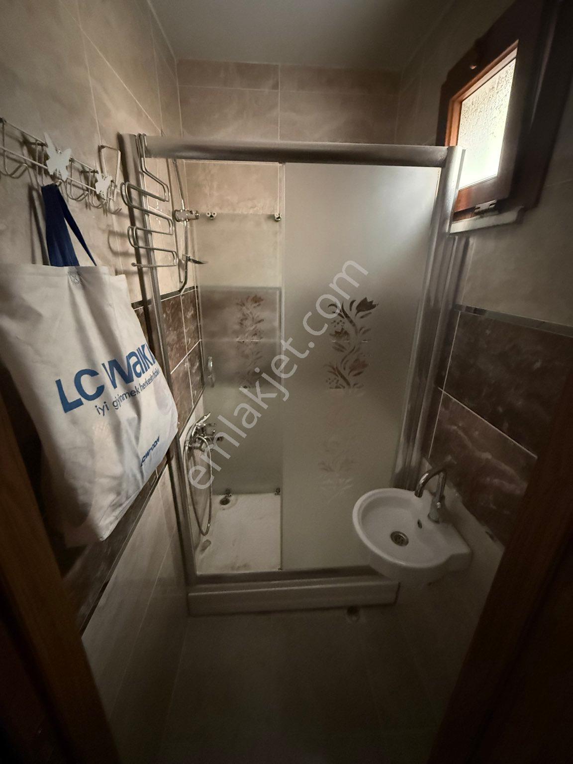 Kocasinanda 3+1 Ebeveyn Banyo Otoparklı 10 Yıllık Satılık Daire - Görsel 23