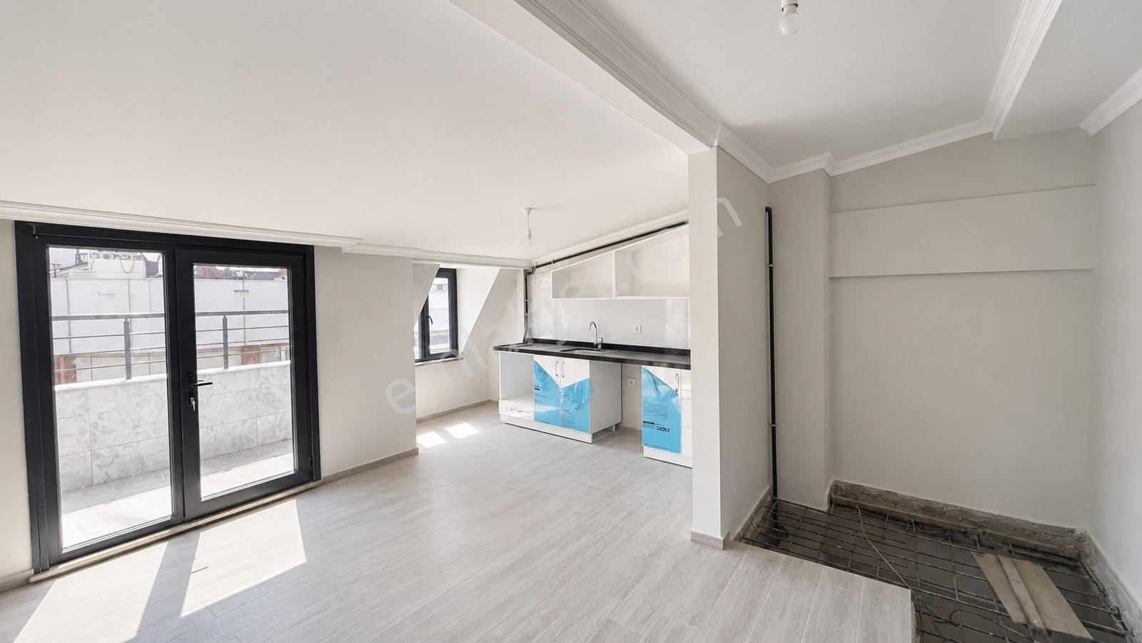 Bayrampaşa Vatan Mahallesi'nde Sıfır 4+2 Dubleks Daire - Görsel 2