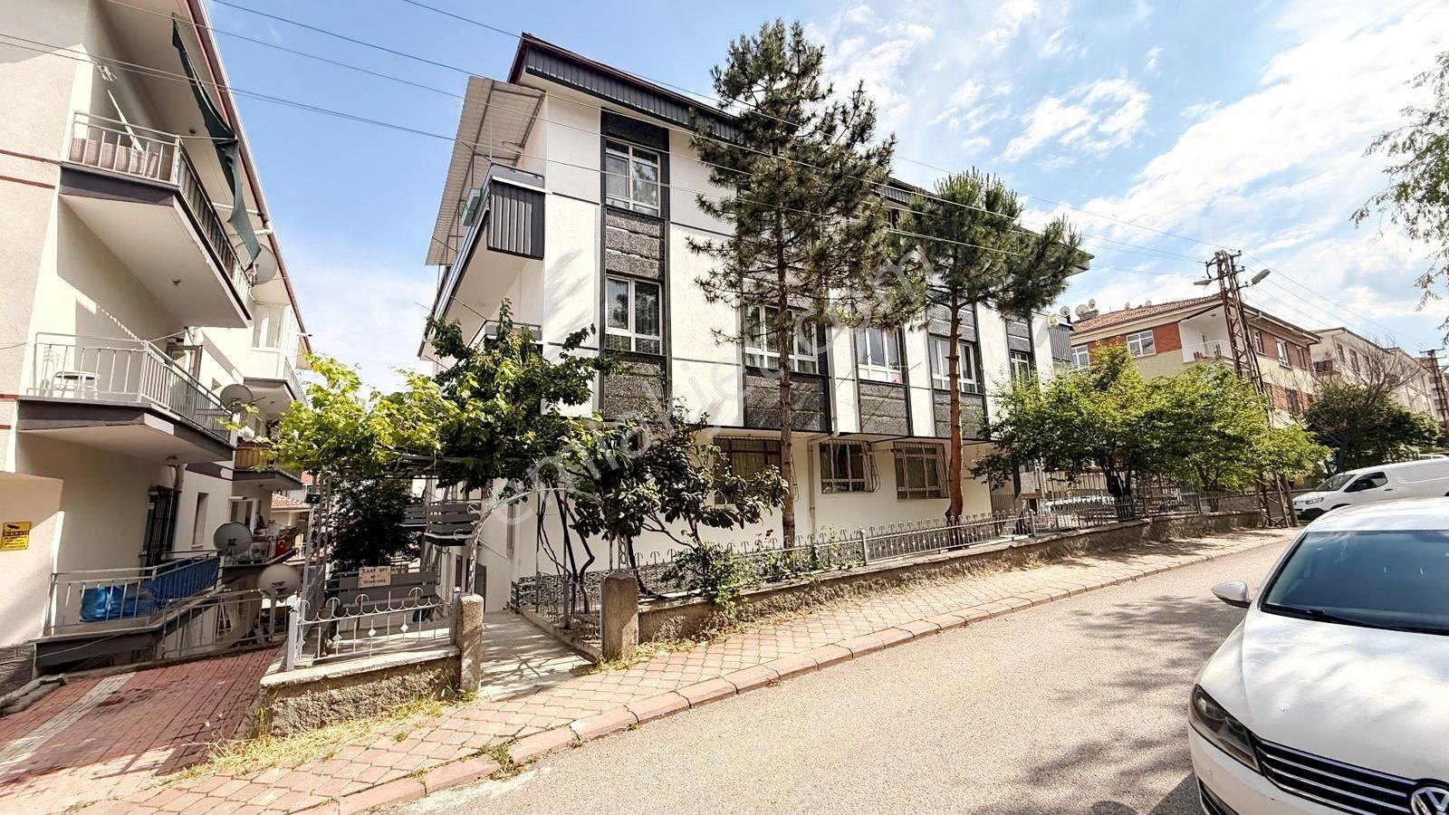 Uzman Emlak'dan İncirli Mh'de Cadde Yakını Ara Katta Isı Yalıtımlı 3+1 Daire - Görsel 27