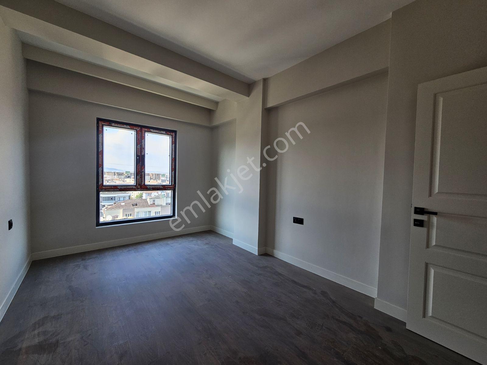 Ataevler Nilüferhatun Caddesinde Satılık 4+1 Dubleks Sıfır Daire - Görsel 7