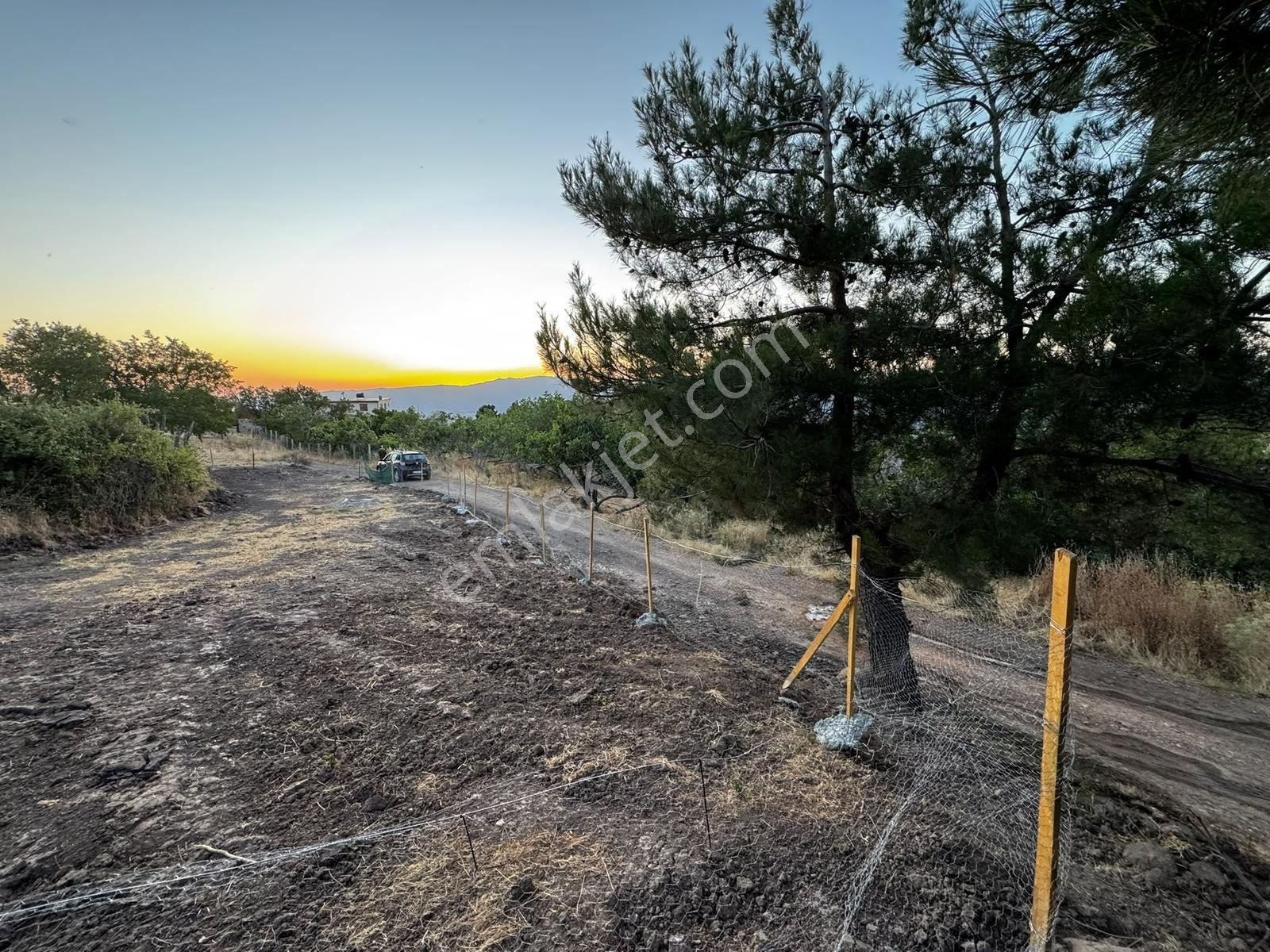 Havran Kocadağda Resmi Yol Cepheli 284 M² Hobi Bahçesi - Görsel 12