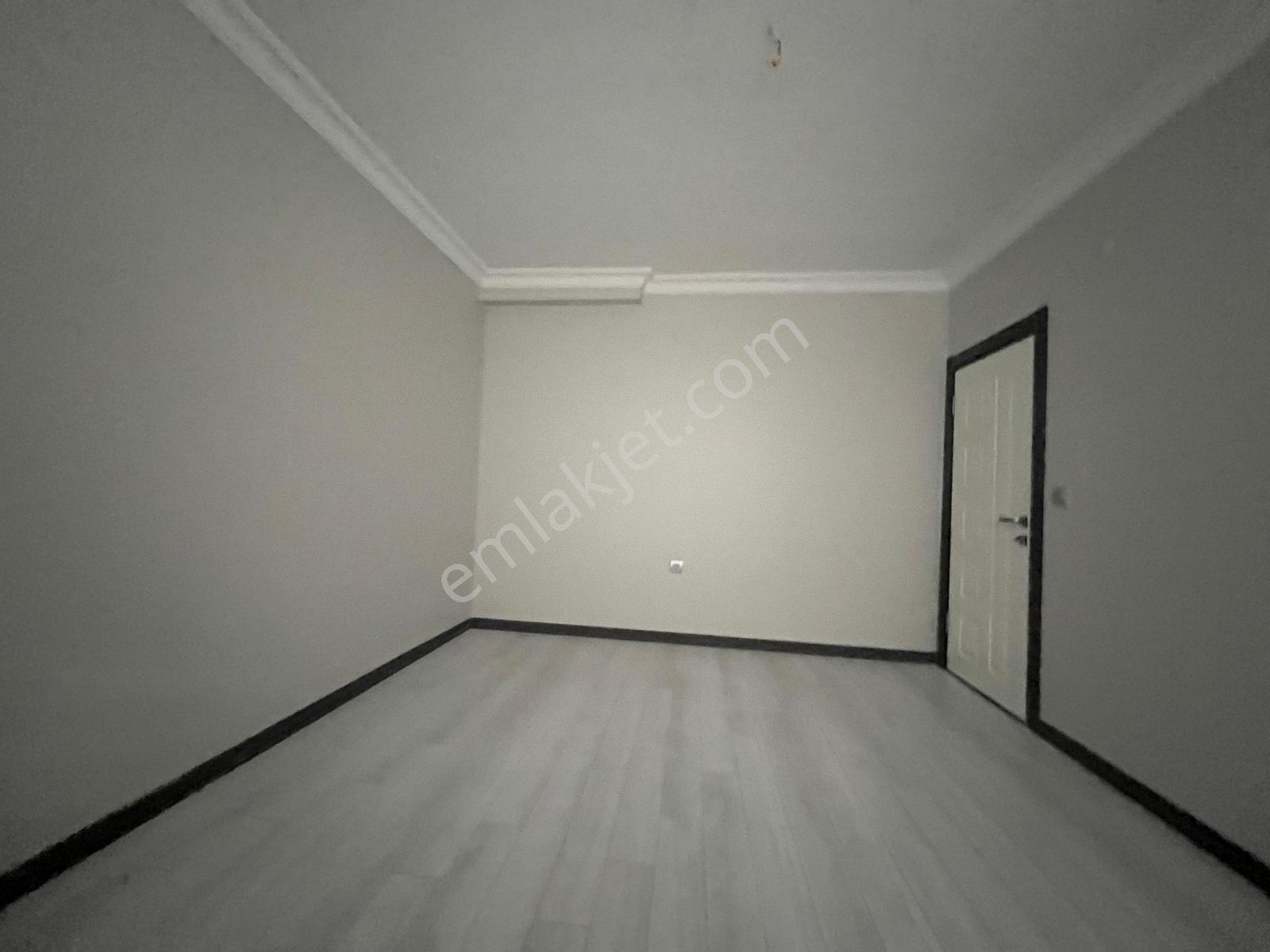 Cumhuriyet Gayrimenkul Metro Yakını Full Yapılı 3+1 Ters Dublex - Görsel 34