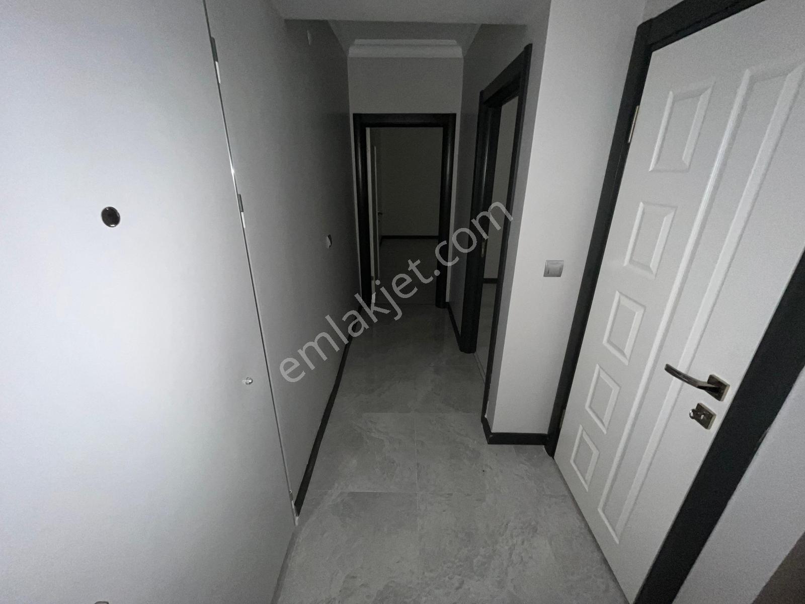 Cumhuriyet Gayrimenkul Metro Yakını Full Yapılı 3+1 Ters Dublex - Görsel 11