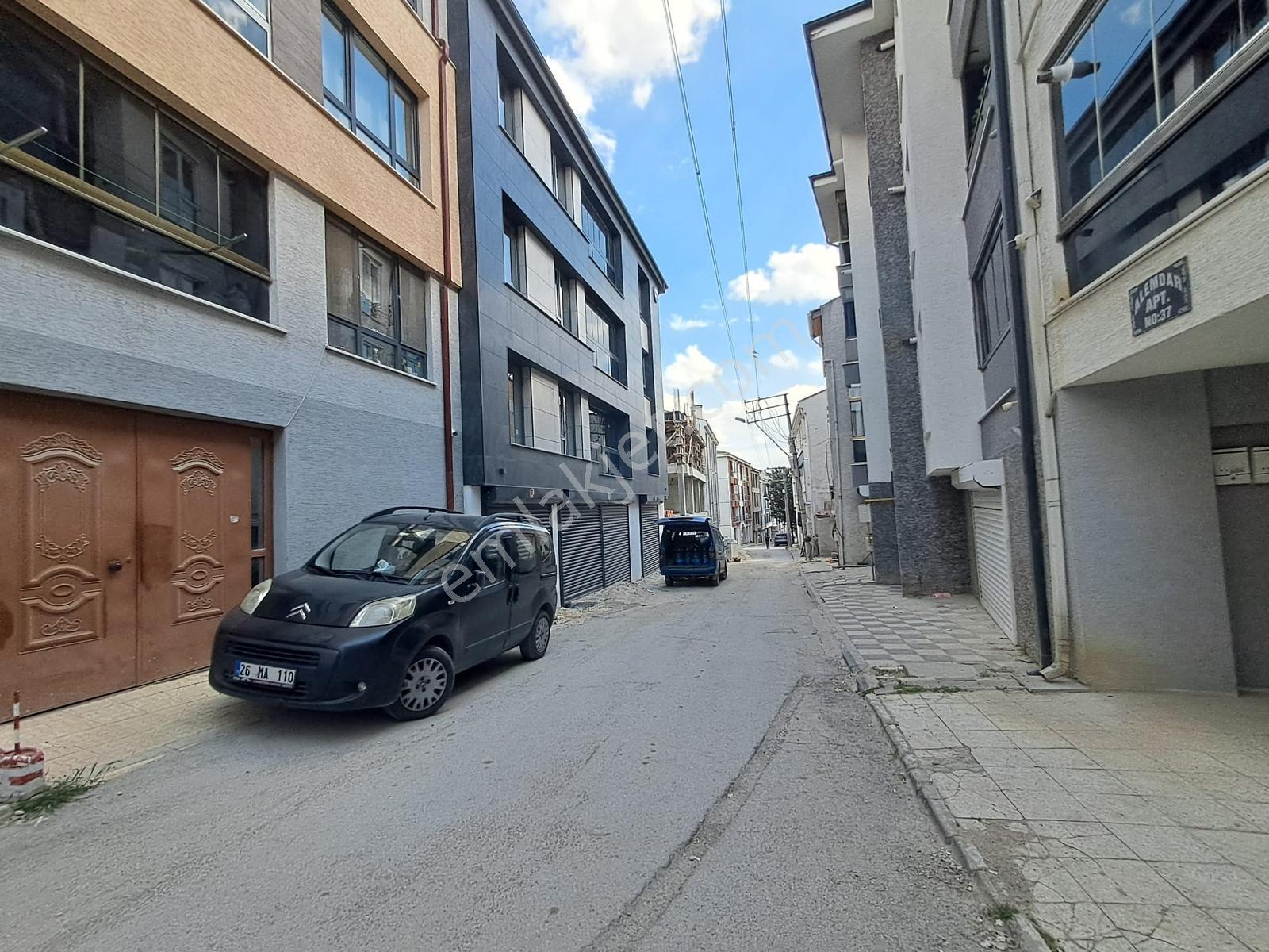 Çamlıca Mahallesinde Asansörlü Kapalı Garajlı Satılık 3+1 - Görsel 11