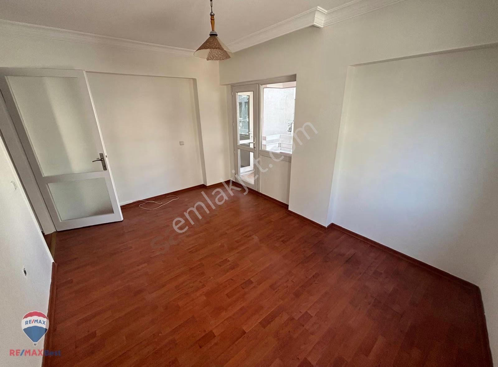 32 İzmir Spor Metro Yakını Asansörlü 3+1 Kiralık Daire - Görsel 17