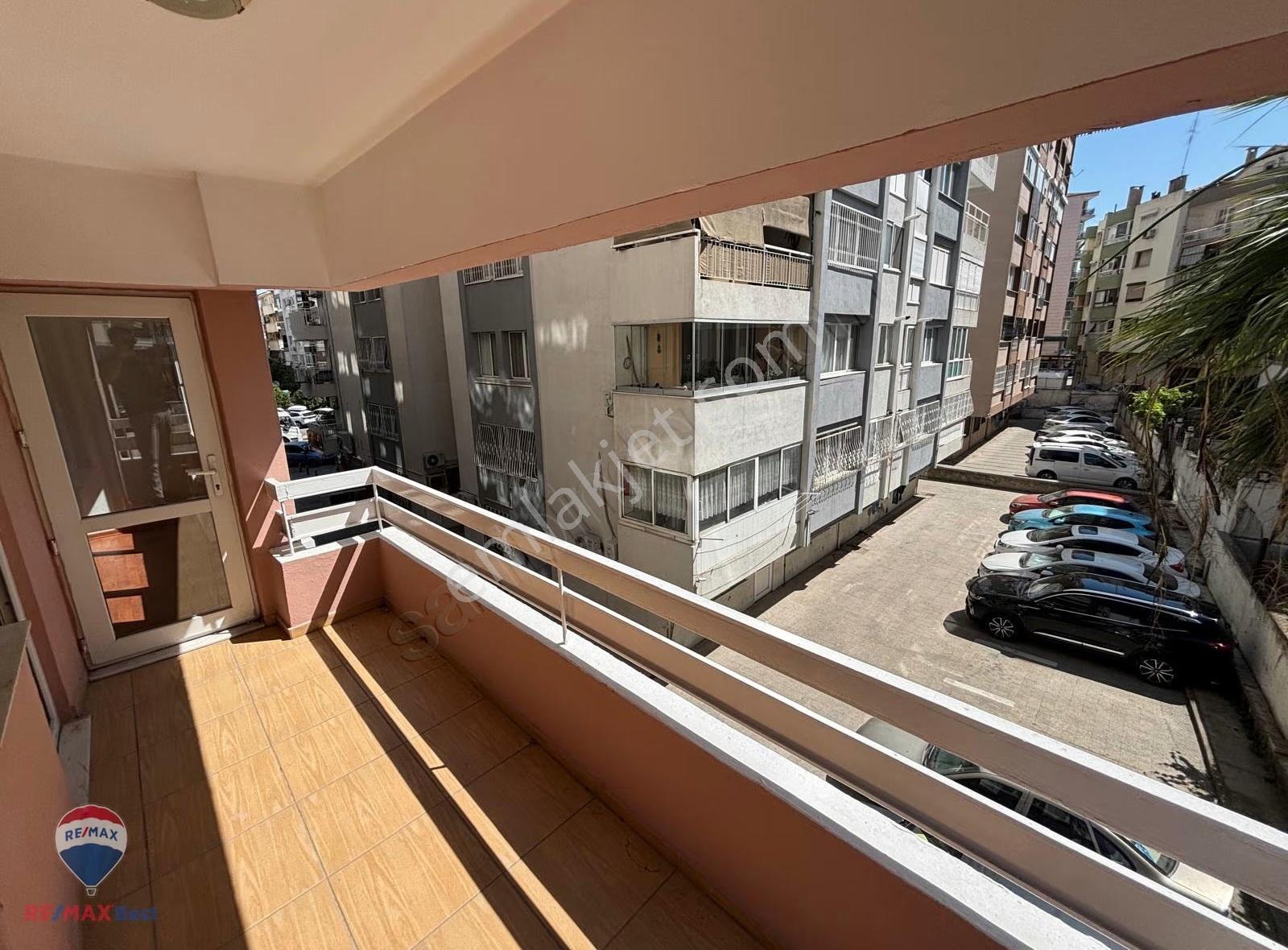 32 İzmir Spor Metro Yakını Asansörlü 3+1 Kiralık Daire - Görsel 9