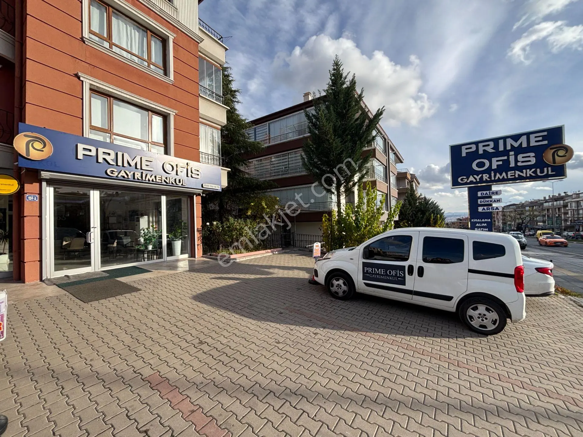 Ana Kadın Cami Yanı Geniş Lüks Yapılı 3+1 Kiralık Prıme Ofıs'ten - Görsel 2