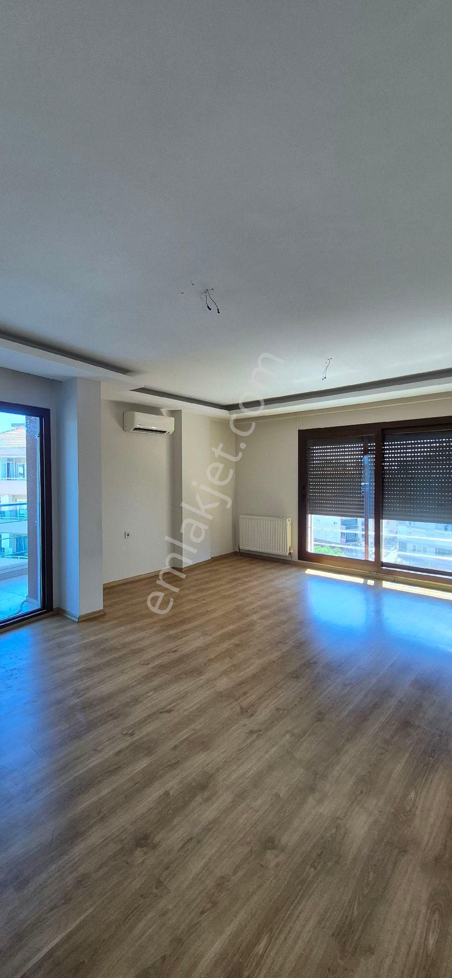Bornova Da 3+1 Satılık Lüks Daire - Görsel 25