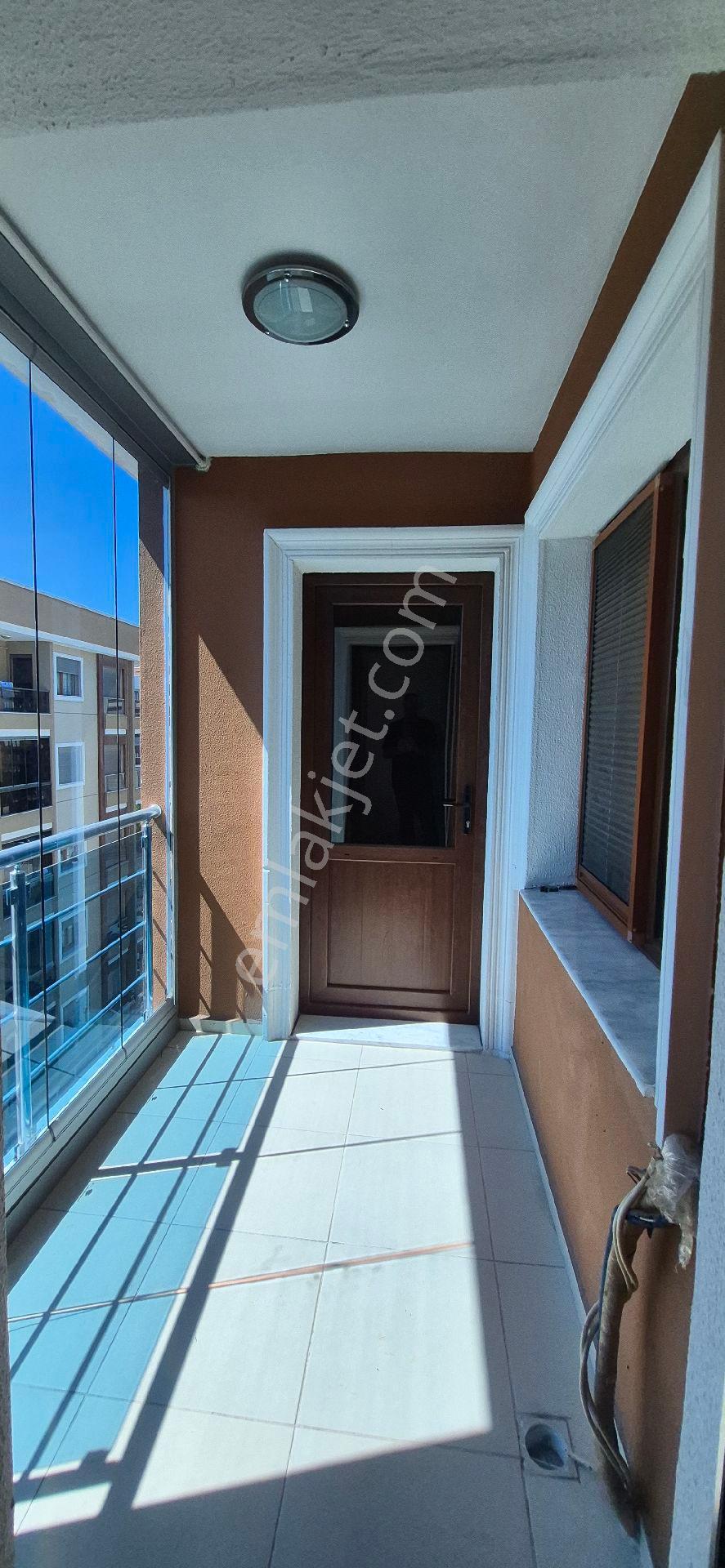 Bornova Da 3+1 Satılık Lüks Daire - Görsel 22