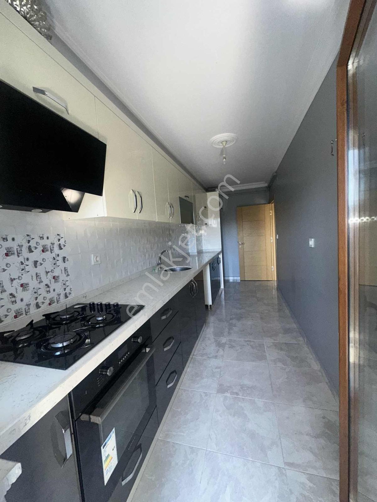 Çekmeköy Merkez Mah. Üsküdar Cad. 2+1 Kiralık Daire - Görsel 28