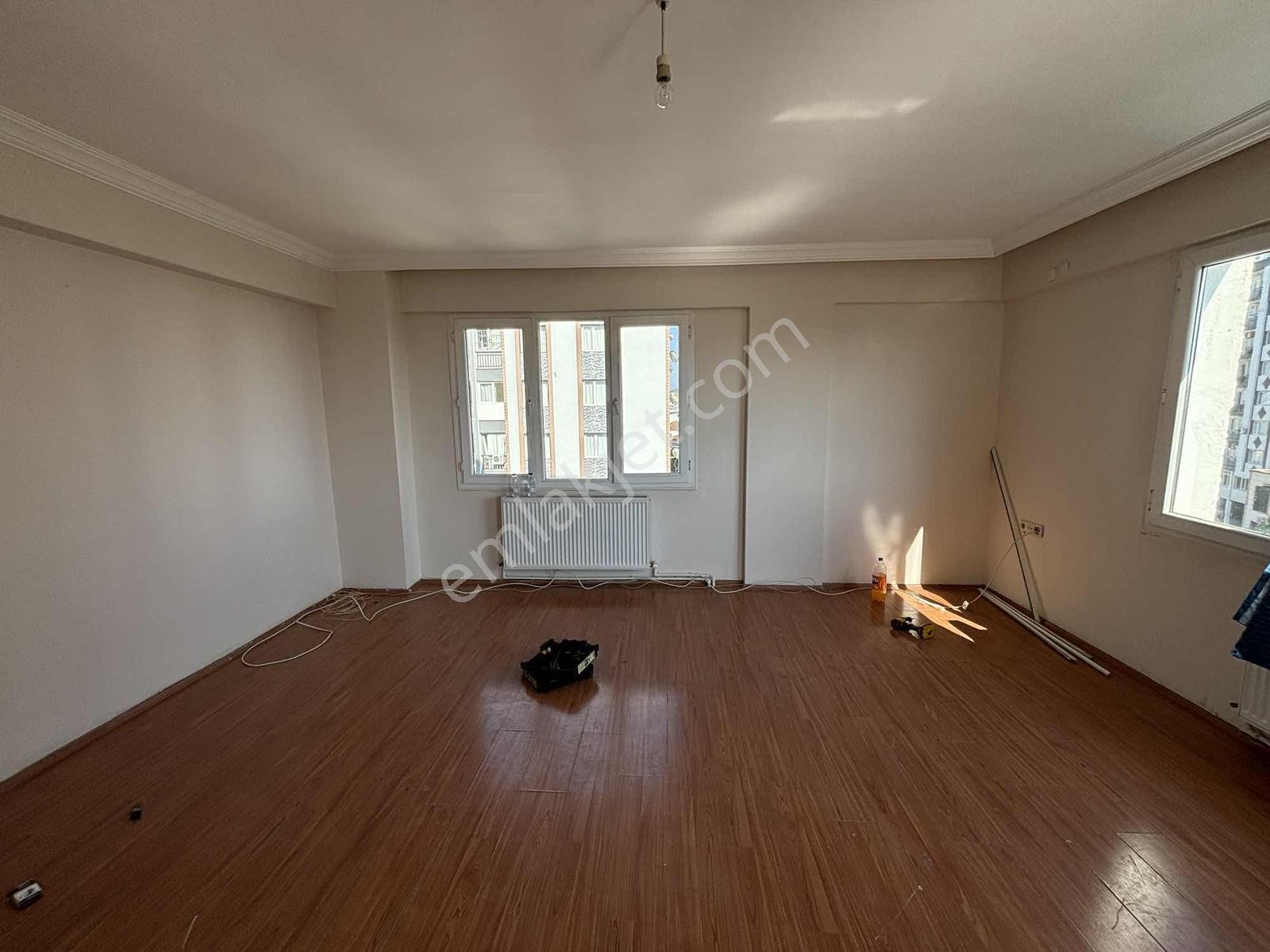 Emar Sitesinde Kiralık 3+1 D.gazlı Daire Asansörlü Bina - Görsel 20