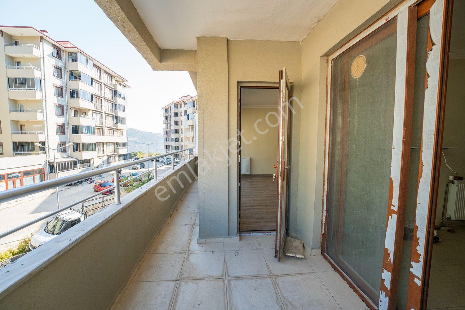 C21 Cius; Cihatlı Toki De Asansörlü Ara Kat 2+1 Kiralık Daire - Görsel 25