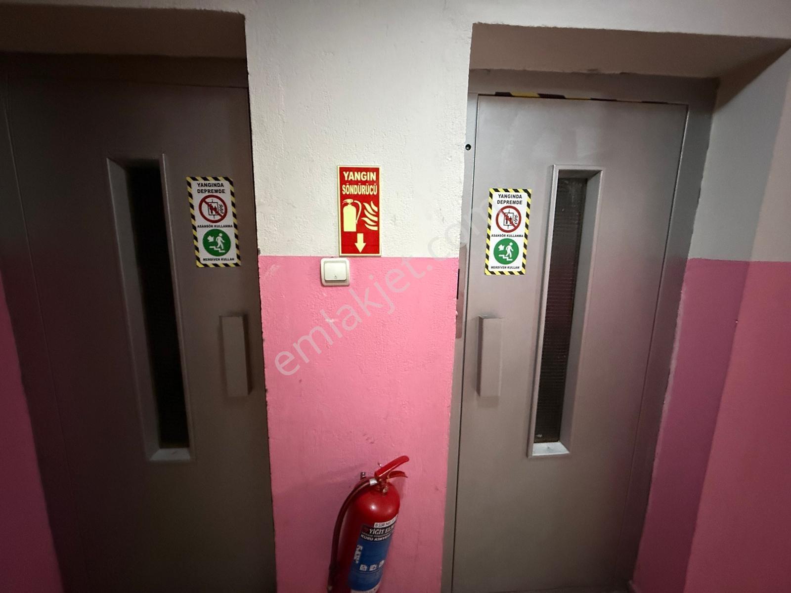 Adatepe Mahallesi Site İçi Arakat Masrafsız 3+1 Fırsat Daire - Görsel 35