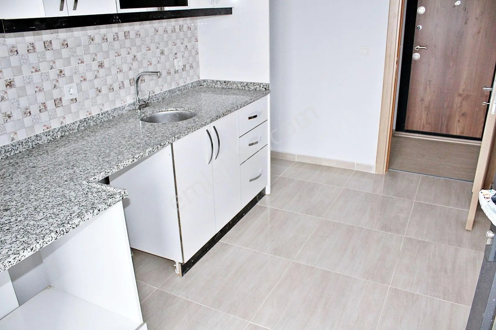 Mertcan Dan Hürriyet Mah Ara Katta 2+1 İskanlı Kaçırılmaz Fırsat - Görsel 8