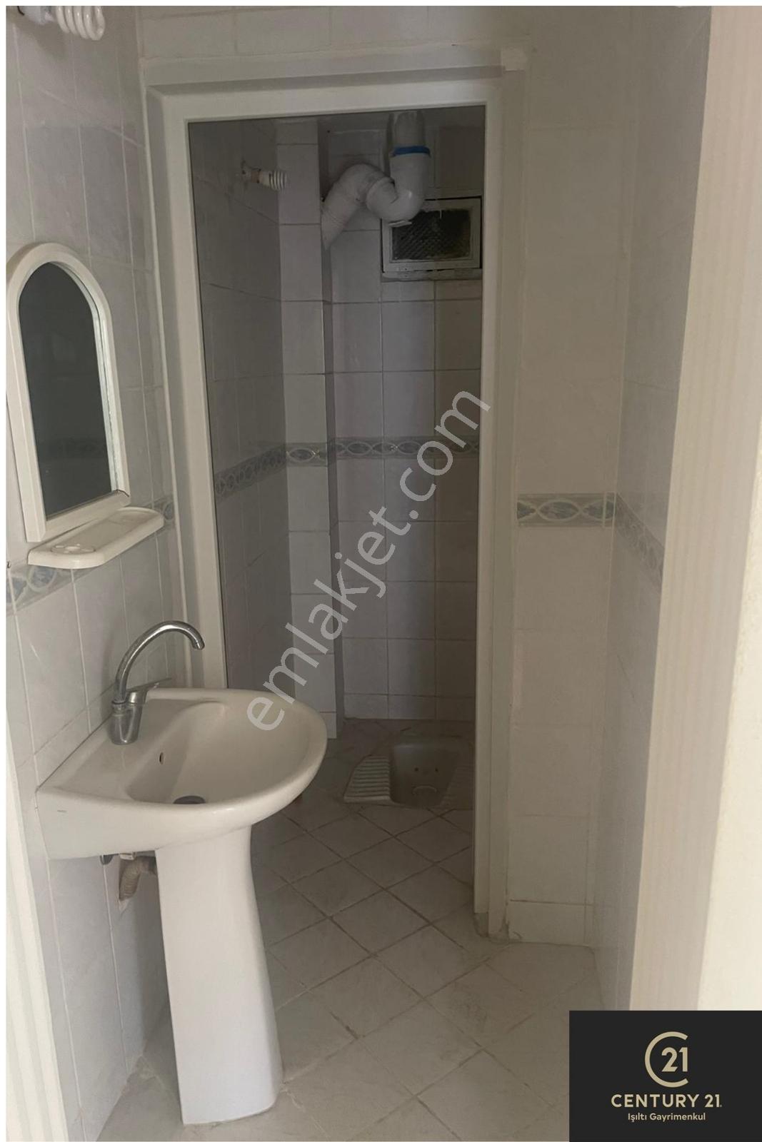 Centruy21 Işıltı'dan İstiklal Mah. Geniş 2+1 Kiralık Daire - Görsel 3