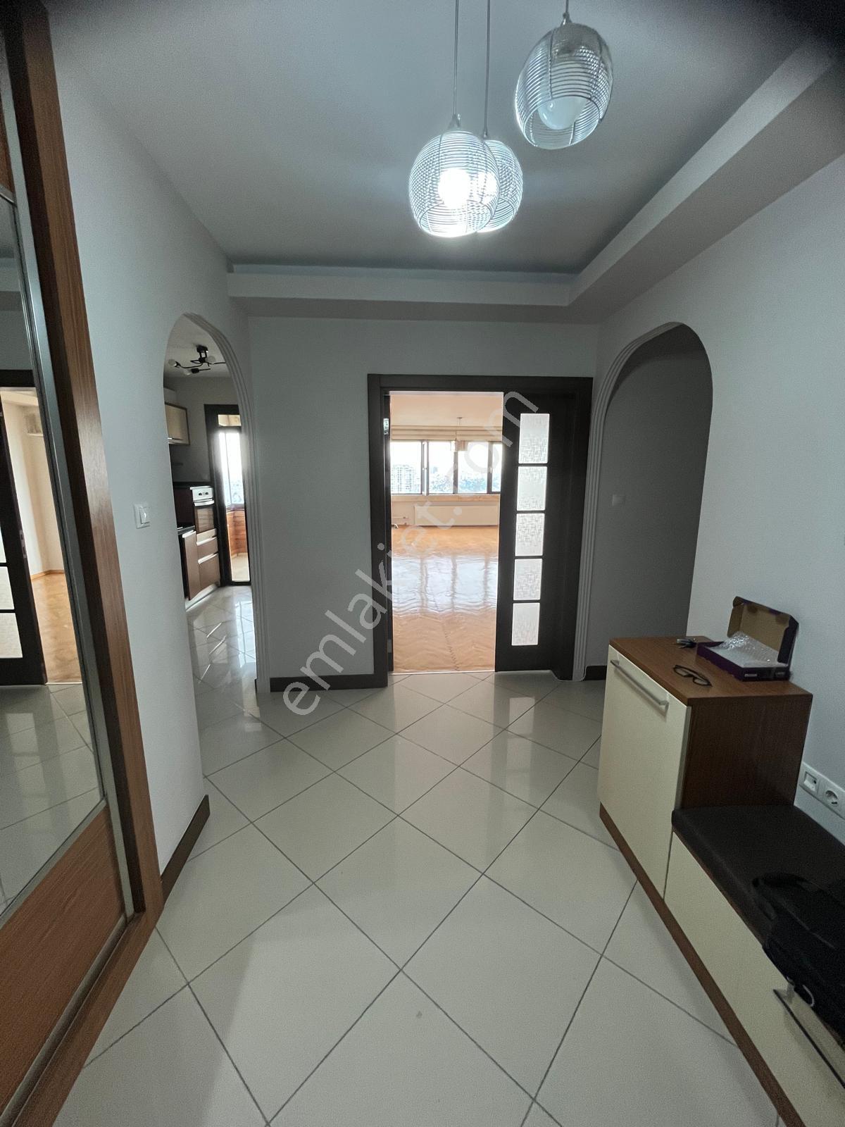 Cb Sıtkı Şimşek'ten Gop Mesa Ufuk 1 Sitesi'nde 4+1 Kiralık Daire - Görsel 2