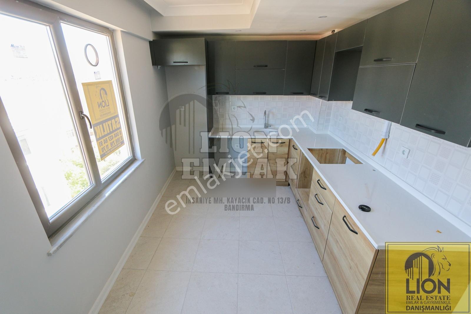 Lıon Emlak'tan Ayyıldız'da Merkezi Konumda Kiralık 2+1 Daire - Görsel 8
