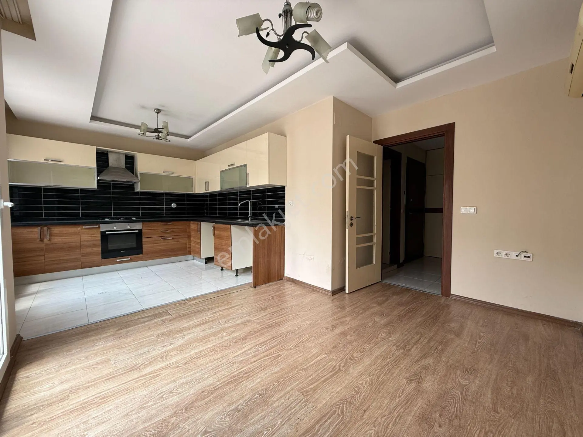 Pınar'da 2+1 90 M2 İskanlı Ve Hasarsız Satılık Daire - Görsel 2