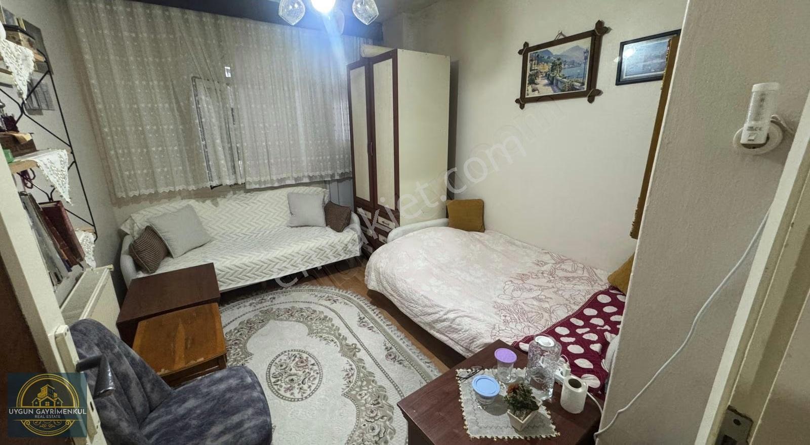 Zeytinburnu Yenidoğanda Satılık 2+1 Kentesele Girecek Daire - Görsel 2