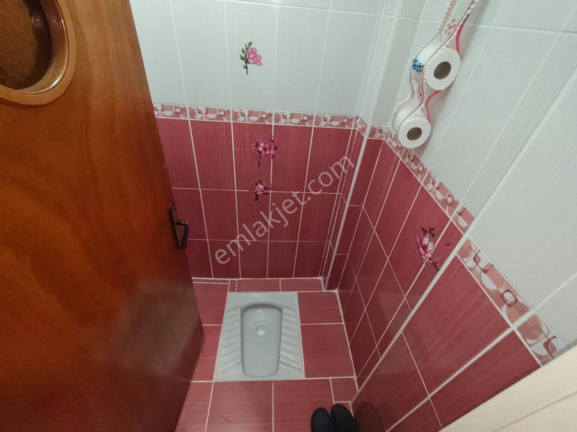Yılmaz Gayrimenkulden Osmanlı Mahallesinde 3+1 Kupon Daire Ara Katta - Görsel 2